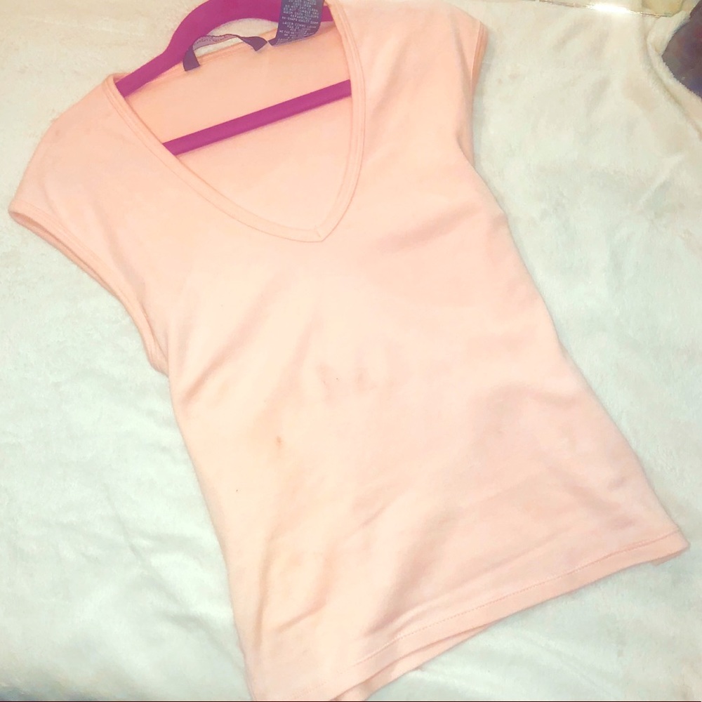 French connection fitted v neck T-shirt pink small